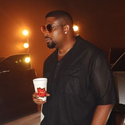 atsuwe_imoter's profile picture. Poet, Writer ||2030 Richest Farmer|| Full breeded Nigerian with exceptions. Benue bloodline

I Listen, I think and I fight anything warring against human peace.