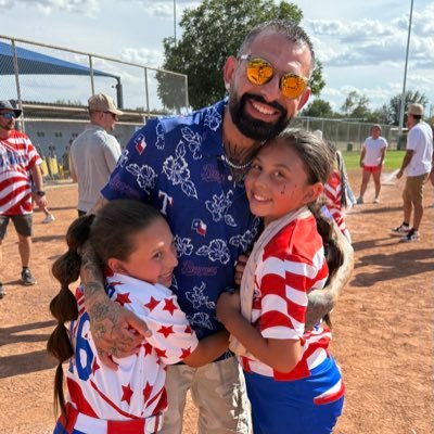 EdgarMoren99531's profile picture. 