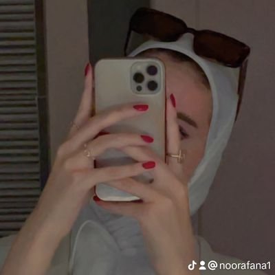 afana94311's profile picture. حافظة لكتاب الله كاملا ✨
(لعل الله يحدث بعد ذلك أمرا)💙
يارب ارزقني بجوال ايفون 🥹