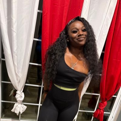 MissItsWhatever's profile picture. 11/03 🥂fmoig:_iamshe2yu 314 To My City 🌃 ✨#LLD 👼🏾💙🙏🏾 #Rest Easy Pops 🙏🏾🕊