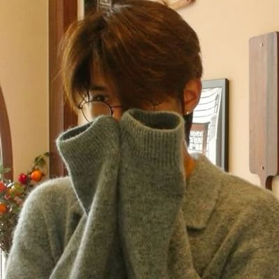 nomlyku's profile picture. ꔫ 𝕒𝕢𝕦𝕚 𝕖́ 𝕚𝕘𝕦𝕒𝕝 𝕔𝕠𝕣𝕒𝕔̧𝕒̃𝕠 𝕕𝕖 𝕞𝕒̃𝕖, 𝕤𝕖𝕞𝕡𝕣𝕖 𝕔𝕒𝕓𝕖 𝕞𝕒𝕚𝕤 𝕦𝕞   ˗ˏˋ ♡ ˎˊ˗