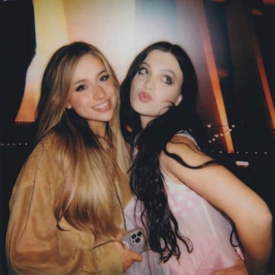 alessivalidate's profile picture. all things @alessir0se 🪽 not affiliated with alessi or her team ⋆.۶ৎ ̊ stream ‘voyeur’ ! not impersonating ᢉ𐭩