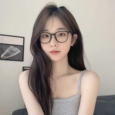 DFFGH271251's profile picture. 除非你很有趣不然麥靠腰    (限時領取自慰影片中....)