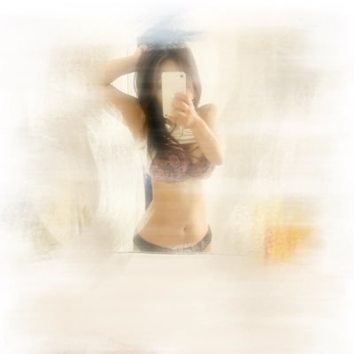 oshiro_china's profile picture. 会社員しながら五反田の人妻店で働くお姉さん|30歳|#五反田デリヘル　#23区　#川崎デリヘル　#Dカップ　#デリヘル　#人妻店