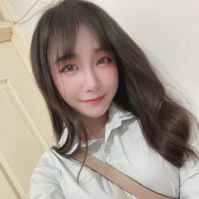 tgardaz9147's profile picture. 有人想看我的粉粉小穴穴嗎 
手下不要留情 回覆［❤️］ 
#私訊傳照片   私訊