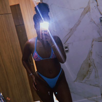 cellealmeidaaa's profile picture. Sorte a minha que a vida muda, que muitas coisas o tempo cura… Benjamim🤎🧸