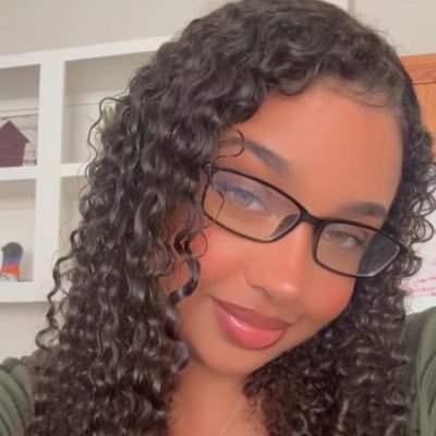 CorieRavon's profile picture. 