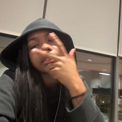 niatybb's profile picture. wholee lotta 🅿️ shitttt , i just be chatting💀