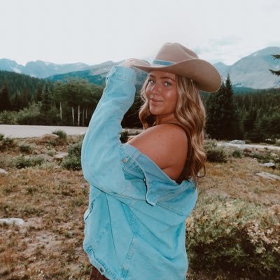 macycarrabine8's profile picture. @DU_Volleyball & @aggievolleyball alum