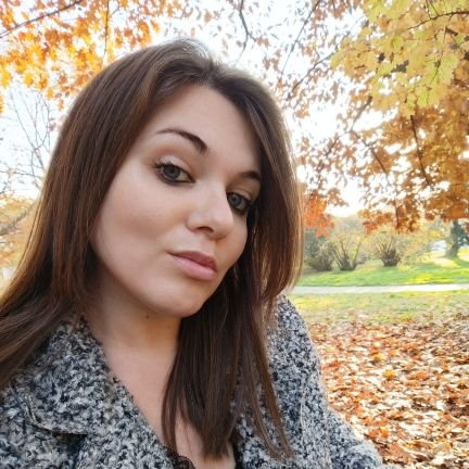 jmar685's profile picture. Secondo profilo -
Immagini, pensieri e parole 📸💭
Amo: 📸🐶📚☕🥐🌇🌹