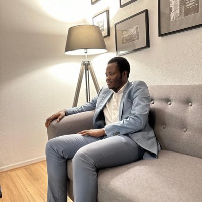 romariczinsou27's profile picture. Compte Inactif.