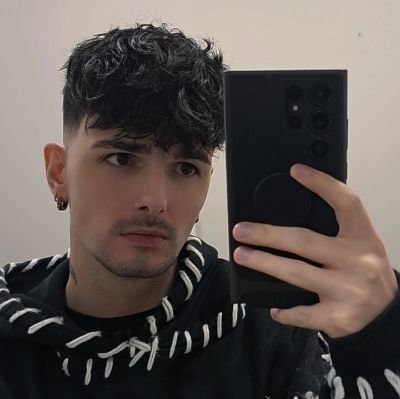 Richardreid95's profile picture. 