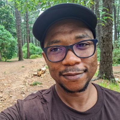 SiyaSindelo's profile picture. 34. Socio-behavioural research @DTHF_SA. Bad jokes, absurdism, film takes, anthropology, comic books, music & sport. 
“Art is a form of consciousness.” — Sontag