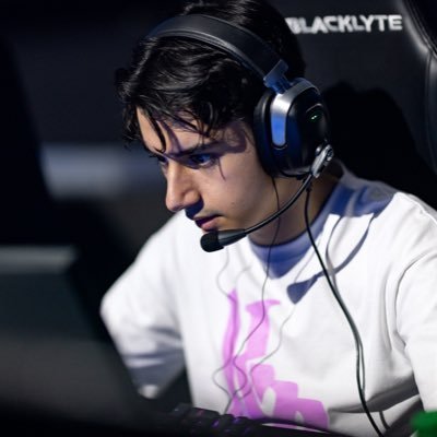 Soloswaqua's profile picture. 🇫🇷🇹🇳 | Fortnite player #fncompetitive player for @? 16 yo Comp soon shxrk mate/w@ | @merstach @tjino9