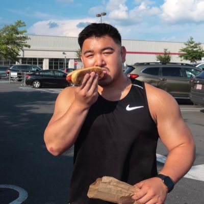 uncrinklecut's profile picture. I’m not a 10, just two 5s held together by mashed potato