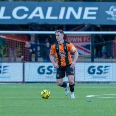 adamjlovatt's profile picture. Footballer @FIFC & Online Coach.        Helping Men and Women drop their first 5-10kg & feel confident in their body🔥