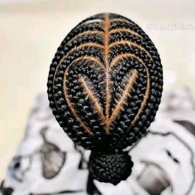 esther_ola79104's profile picture. 