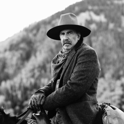 KevinCostn1528's profile picture. 