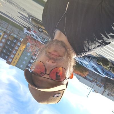 imzcpr's profile picture. Career Full-Time Lyft Driver🚕💨🌎
Euntrepreneur💼
Father 👨