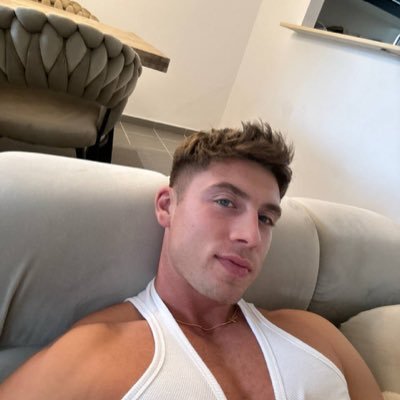 ChrisKyle888's profile picture. I’m proud to be a gay 🏳️‍🌈