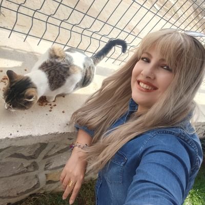 ElifDnm24691746's profile picture. 🌹💋