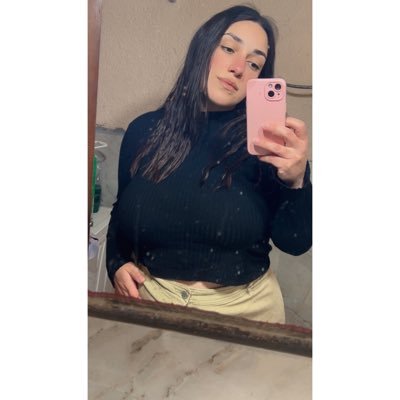 CasellaSena's profile picture. HELP CHANGE THE WORLD