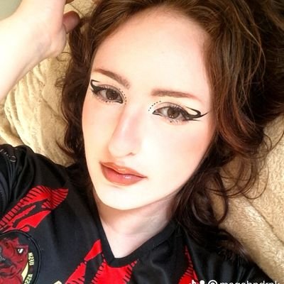 mhbondarenko's profile picture. precisando dar um tempo dessa rede