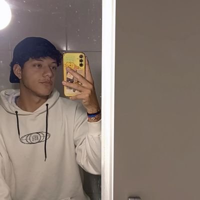 bokita_paa's profile picture. 💙💛💙