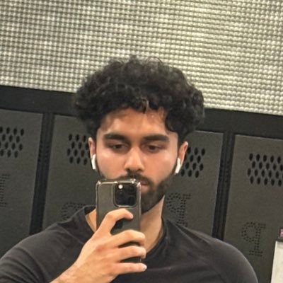 opaddle27's profile picture. #beardown🧸 #lakeshow. #cubs