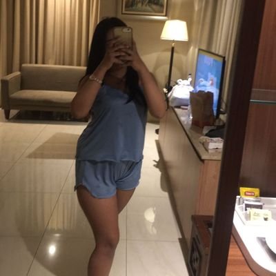 Shine_wb's profile picture. Couple Surabaya || Money Oriented || More info? 📩