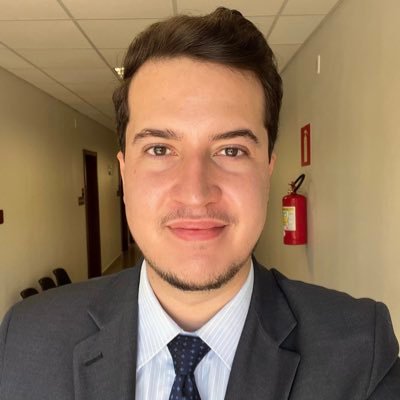 achcosta's profile picture. advogado criminal, fã do Lewis Hamilton e da banda Ghost