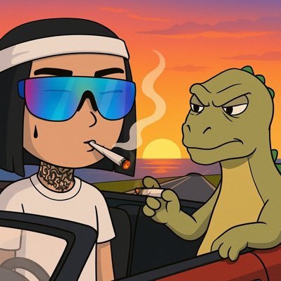 MoonGlord's profile picture. 