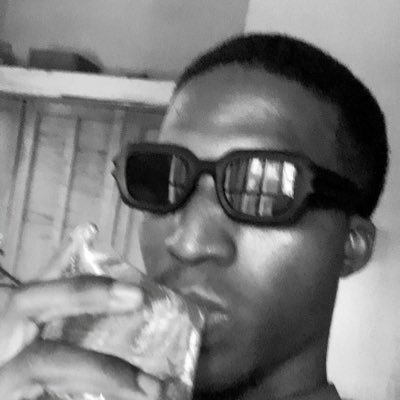 Saint1El's profile picture. #Man city fan⚽️# #International sports analyst# #Egoist##Anime##Gamer#