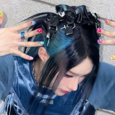 dewchii's profile picture. 