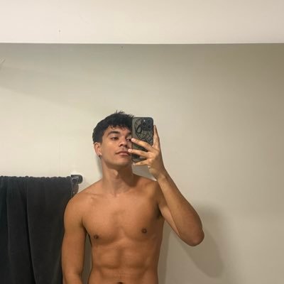 davidflowersh's profile picture. para cualquier me gusta, ve a mi Instagram