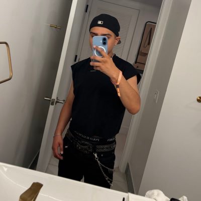 vnnttxn's profile picture. ♌︎︎ ♐︎ ♏︎