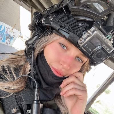 waifu31233's profile picture. IDF 🇮🇱 lioness of Israel 
put Israel soldiers in prayers 💪
let's support Israel and its people 🇮🇱🇮🇱