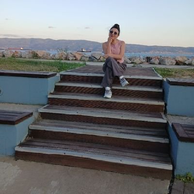 CansiOzlem's profile picture. 🇹🇷Sadece Atatürk sadece Vatan 🔥🇹🇷͜͜͡͡✯🔥

“Satranç gerçek bir hayat gibidir..

Zihnim bu şehirden, bu devirden çok uzakta.