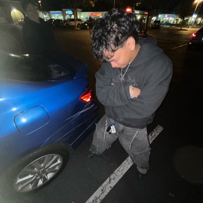 reizahs_'s profile picture. balls