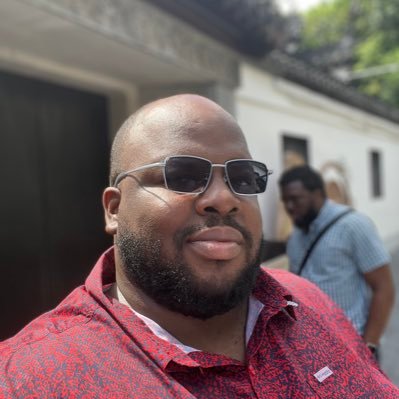 sultan_rowo's profile picture. Heal the world. In Christ, For Christ With Joy. main: @_adetutu__