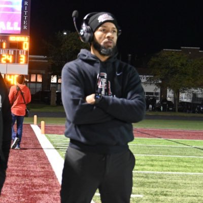 coachKLstate's profile picture. Husband | Father | Educator | Mentor | Certified QB Coach | 2x State Champ 🏆 🏆 | Defensive Coordinator 🏈🏈 Cardinal Ritter College Prep 🏁 @AlcornStateU Alum