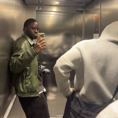 j_gunner3's profile picture. Psaumes 31:6🙏🏾✨ / JEUNE NEGRO DU SUD DE BRAZZAVILLE / @Arsenal ❤️⚽️ /#LetEmKnow