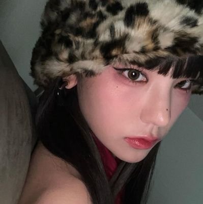 mqonstrvck's profile picture. alternative universe | @sininhoella