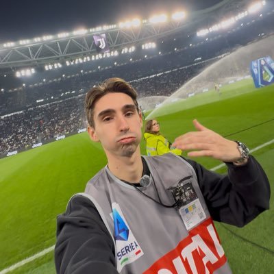 thejftv's profile picture. I’m that one Juventus fan from TikTok that looks like Miretti👍