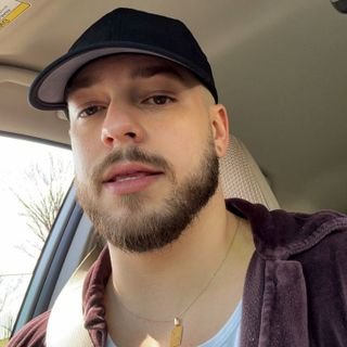 samsonthick1023's profile picture. 