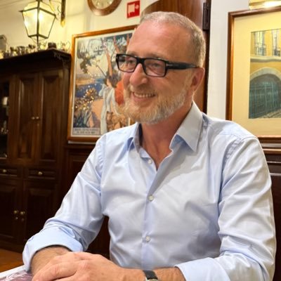 LuisPadrela's profile picture. Safety is my Business, and Business is Good! Freedom of Speech, Analogue Photography, bad temper sometimes, huge heart.