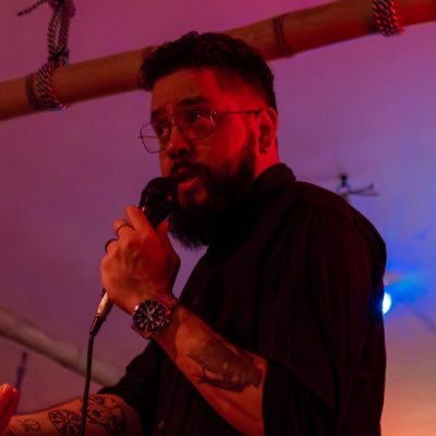 CalaveraBarbada's profile picture. ᛋᚩᛚvᛖ ᛖᛏ ᚳᚩᚫᚷᚢᛚᚫ
Procedimiento para llegar a un común acuerdo es la manera más educada de pedir un polvo y no lo pienso discutir con nadie.