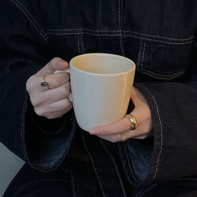 shahadtell's profile picture. حَسبي رِضاكَ ولا أرجوْ سِواكَ ولا أُحصي ثَناك وإني فيكَ ذُو أمَلِ 🤍 𝗟𝗮𝘄 | 𝗝𝗨 ⚖️