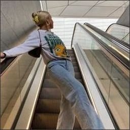 Fauqea225720's profile picture. 