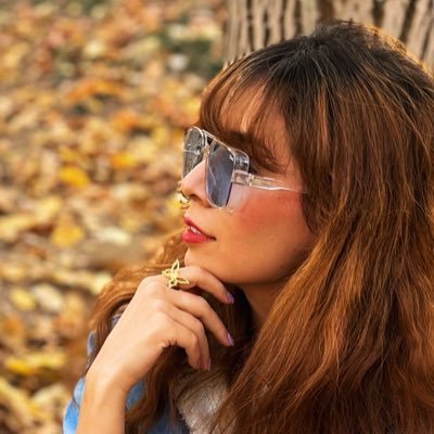 nazaninam1995's profile picture. وکیل  هستم همین … !